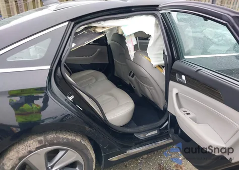 2016 Hyundai Sonata Hybrid Limited from USA, damaged, VIN KMHE34L18GA015791